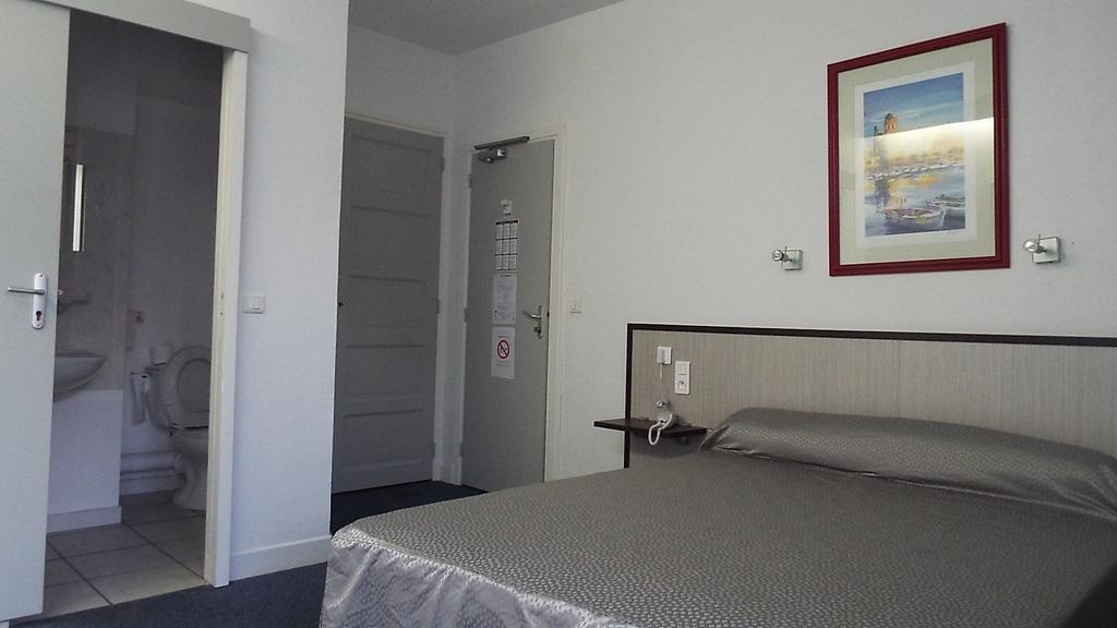 Hotel Le coin fleuri à Digne-les-Bains Chambre photo